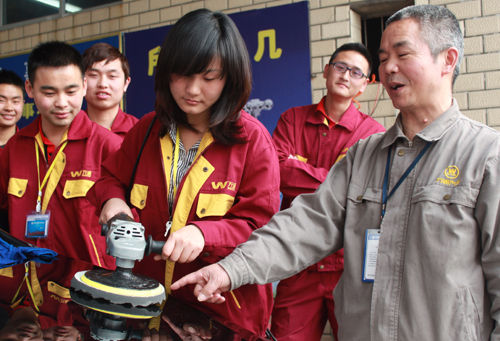 ʵѵ���ϵ���¶��������