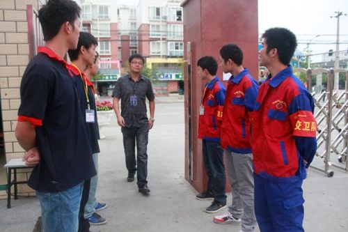 У����ִ����