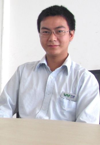 �Ĵ���ͨ����ѧУ��Ƹ���޽�ʦ  �� ��