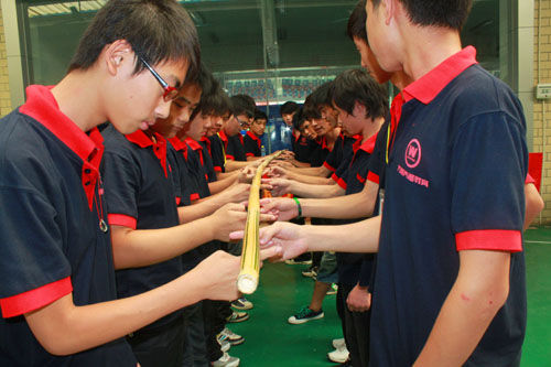 �Ĵ���ͨ������չ����ѧ����������