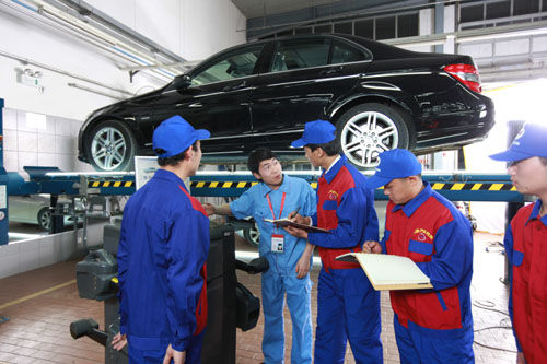 ��ͨ���ޱ��н�����ƽ��ԭУ����ɫ