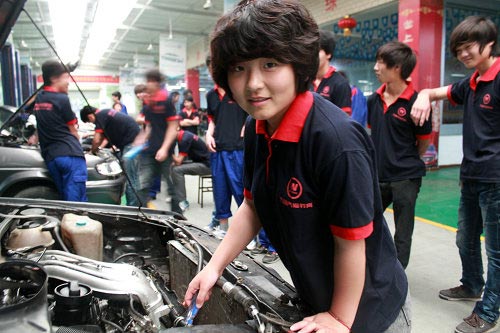 女性求职门槛多 学紧缺技术就业轻松