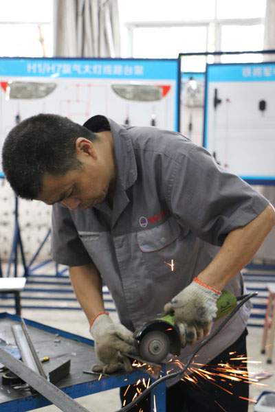 万通教师自制教学台架