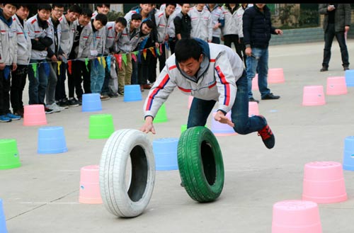 热闹的活动现场
