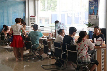 成都万通汽修学院7月火热报名现场