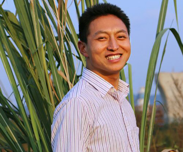 成都万通汽车学校优秀教师—江亮亮