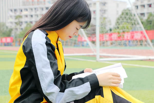 学汽车 人生道路不再迷茫