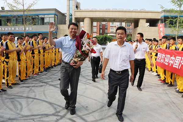 学汽车维修
