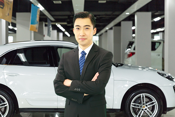 来万通学汽车 铺平人生事业路