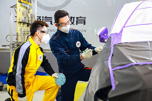 学汽车 成为更优秀的自己