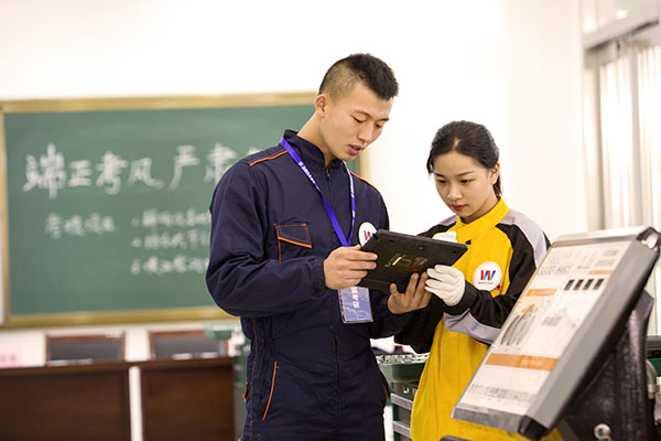 二手车的春天来临 考鉴定与评估师来万通