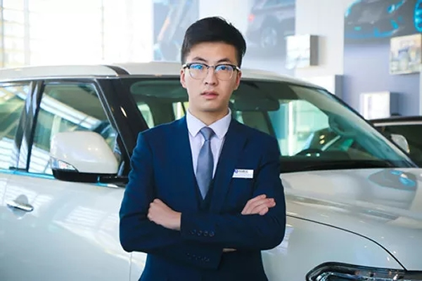 来万通学汽车 就业拿高薪
