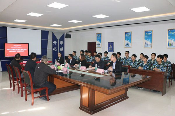 成都万通扩大校企服务 为学子就业保驾护航
