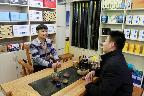 万通学子年收入百万 成就辉煌人生