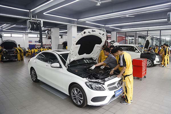 成都万通技能学历双收获