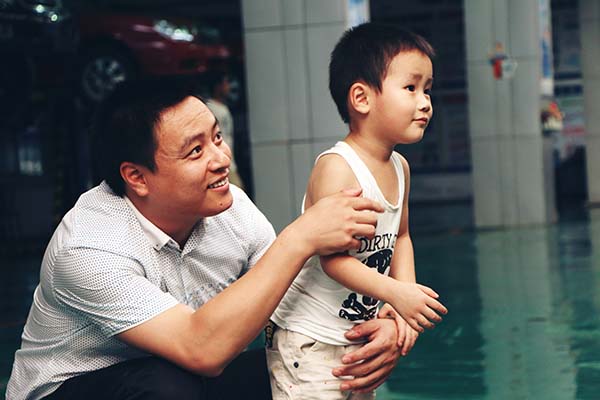 汽车钣金