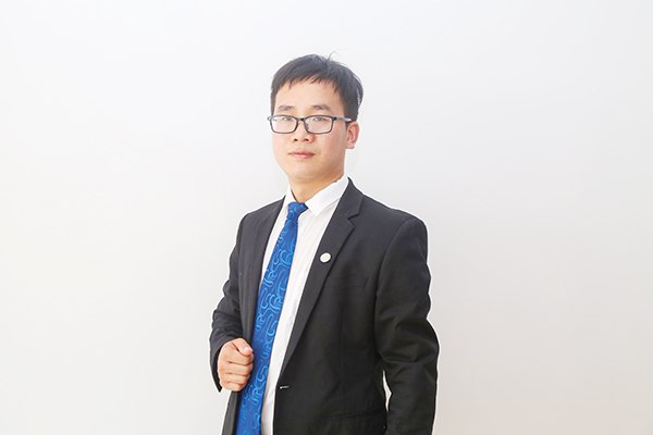 选择万通 把握未来