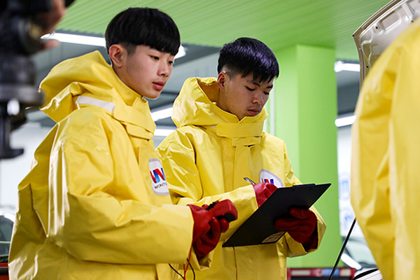 成都万通智能网联汽车技术工程师专业