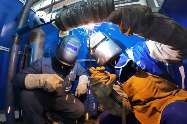 �ɶ�ѧ�������������ʵѵ���Ĳĳ�